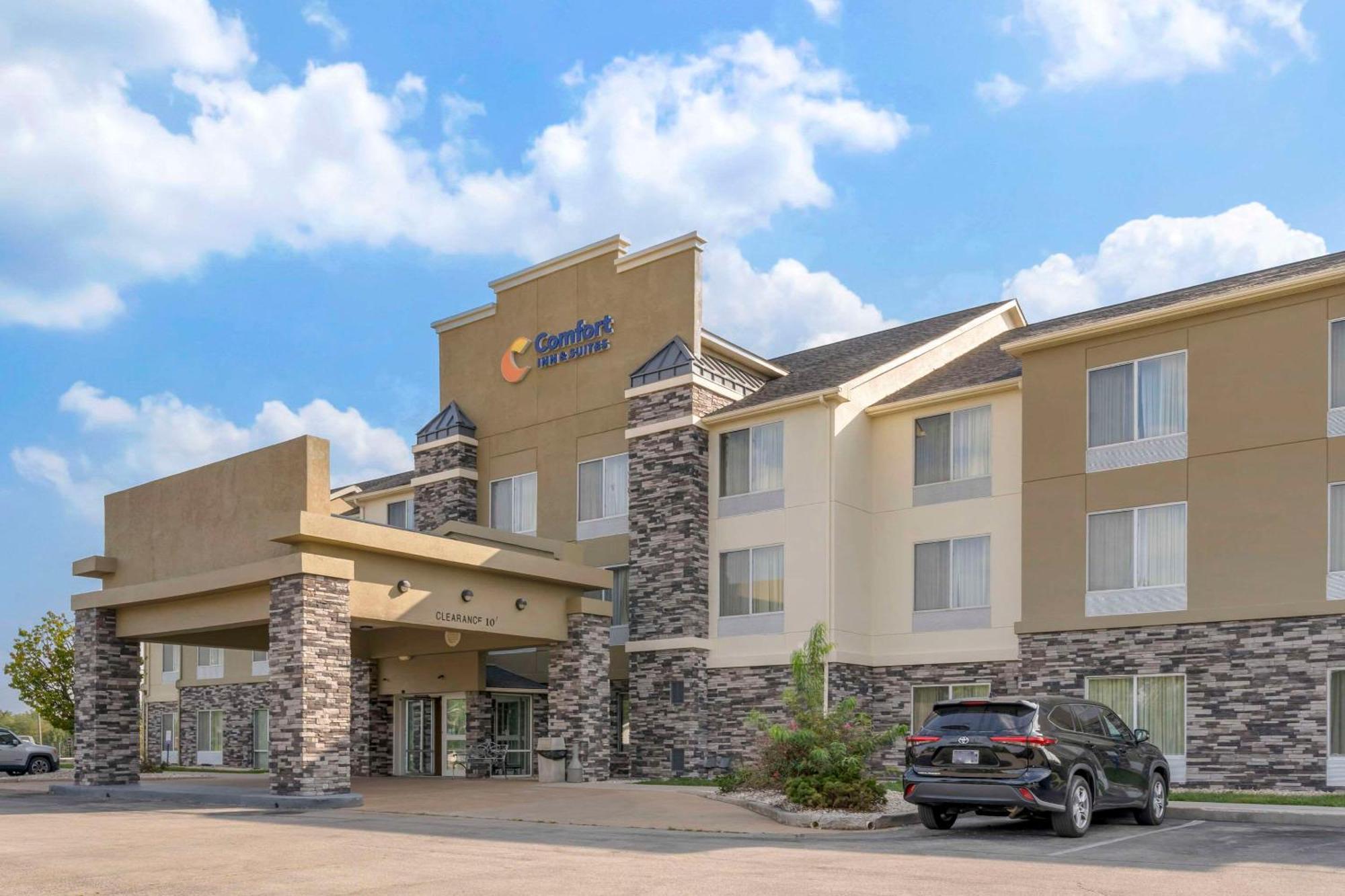 Comfort Inn & Suites Berea Exterior photo